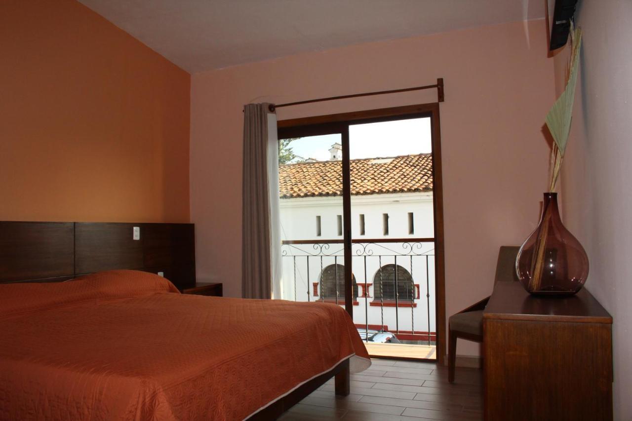 Hotel Casa Peregrina Тапальпа Экстерьер фото