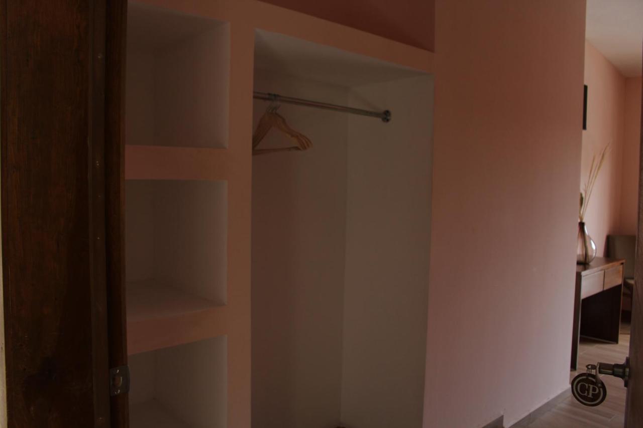 Hotel Casa Peregrina Тапальпа Экстерьер фото