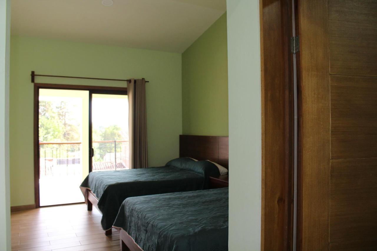 Hotel Casa Peregrina Тапальпа Экстерьер фото